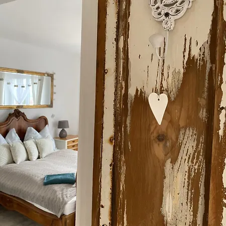 Somloi Provence Nyaraló Doba