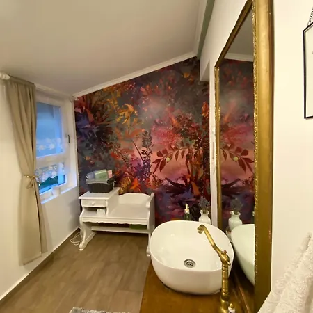 Case de vacanță Somloi Provence *